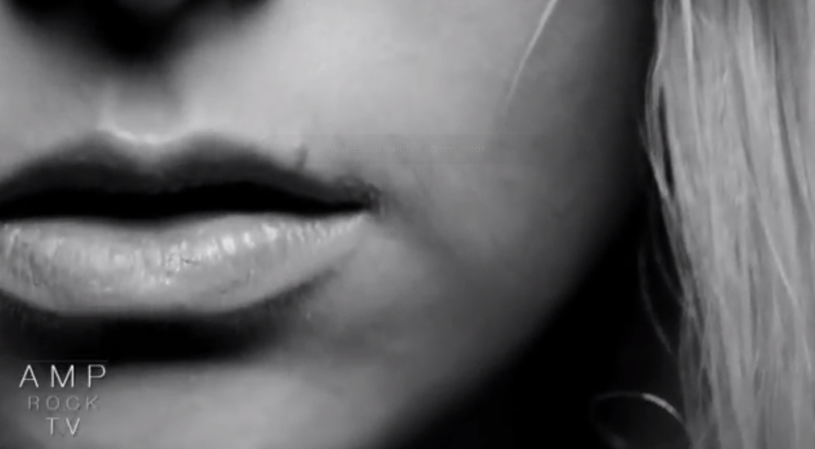 Video, naken, Taylor Momsen
